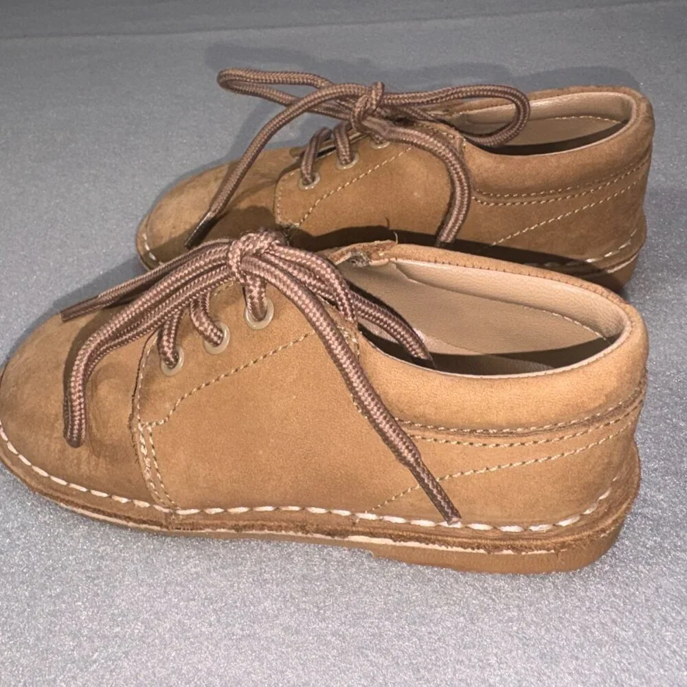 L'Amour Tyler Nubuck Leather Lace-Up Oxford Brown Preppy Dressy Toddler sz 9
